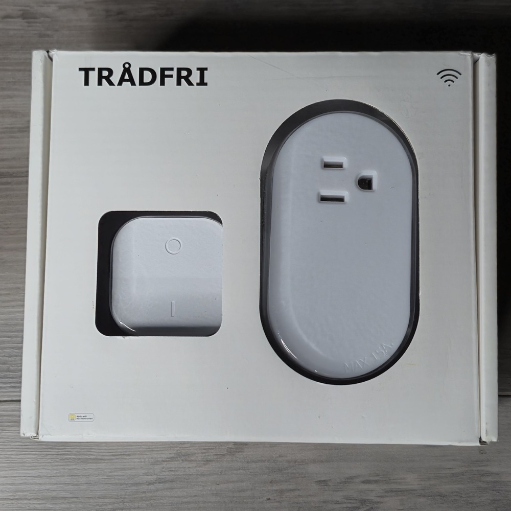 Ikea TRADFRI (DIRIGERA) Control Smart Outlet & Remote Kit White 703.648.03 NEW